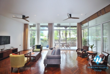 A marvellous 4 bedroom apartment for rent on Dang Thai Mai street, Tay Ho District